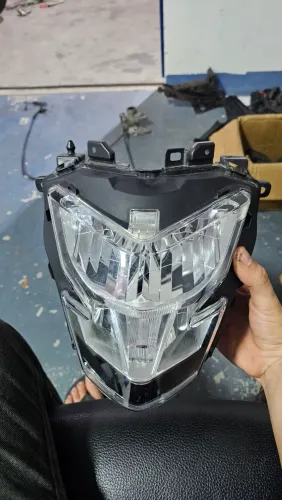 Farol da Honda Sahara 300cc original