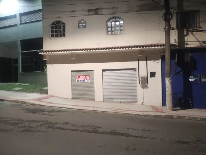 Alugo imóvel para depósito ou comércio..Av vitória regia número 777.santos Dumont.