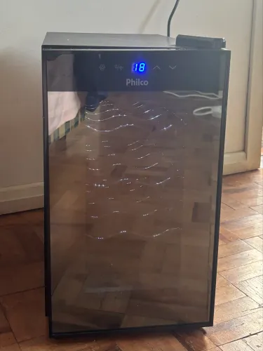Adega Climatizada Philco 12 Garrafas Bivolt - Excelente Estado