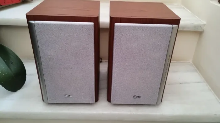 Par de caixas acústicas LG LXS_U 550 A
