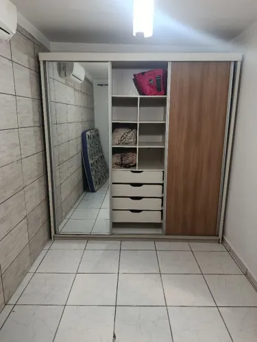 Guarda roupa porta de correr !