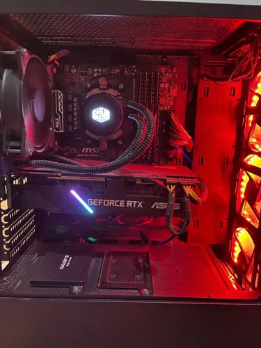 PC gamer Ryzen 7 5800x + RTX 2070 Super