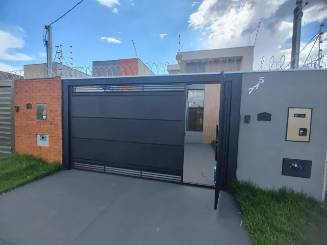 Casa com 1 suite e 2 quartos no vila Nasser