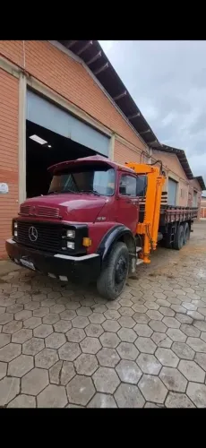 Munck 7 ton. Mercedes 1516