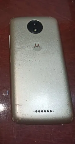 Moto c