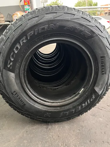 Pneus Pirelli Scorpion ATR 255/75R15 meia vida