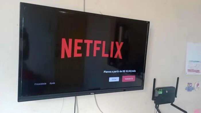 Smart tv de 42"Pol bem conservada