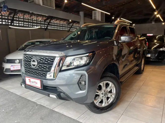 Nissan Frontier XE CD 4X4 2.3 Bi-TB Diesel Aut. 2024