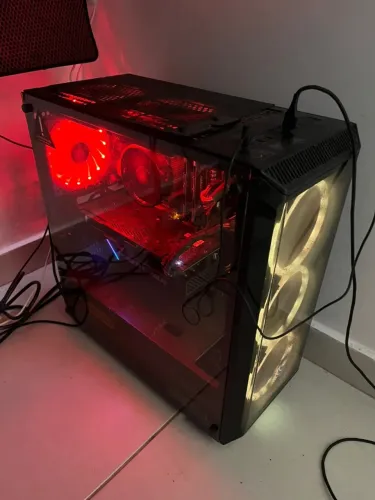 PC Gamer Completo RTX 2060 Super + Ryzen 5 + Monitor AGON 32" 144Hz + Teclado Razer