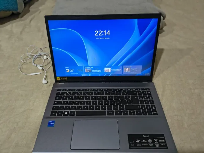 Notebook Novo, barato, pra levar logo