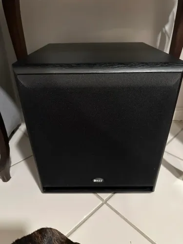 Subwoofer KEF C4 200W - Ativo