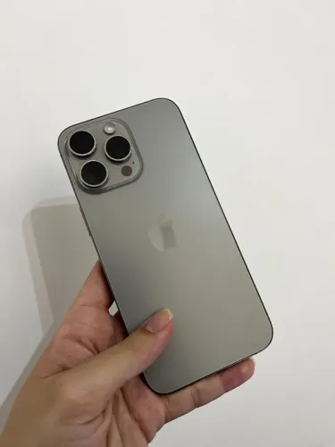 iPhone 15 Pro Max - 256GB
