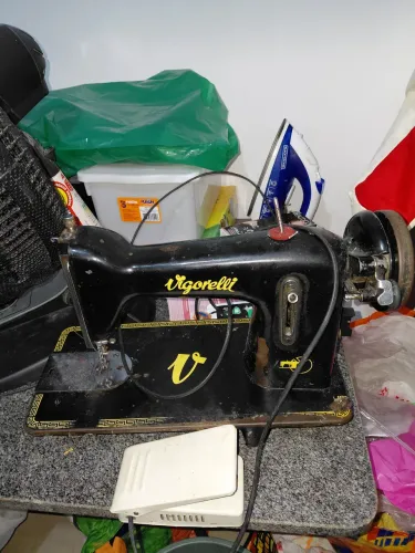Máquina dele costura profissional