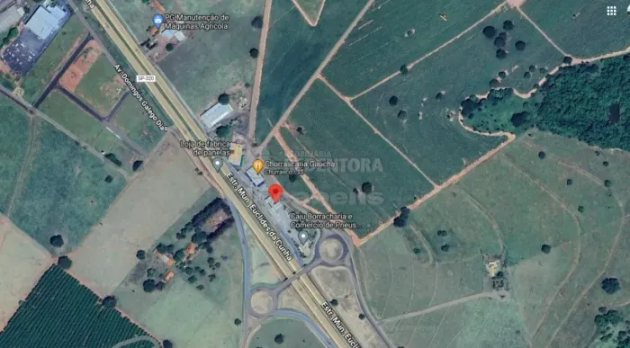 Sitio em Tanabi com 880 metros de frente para Euclides da Cunha, 12 alqueires