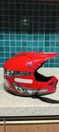 Capacete de Cross e BMX