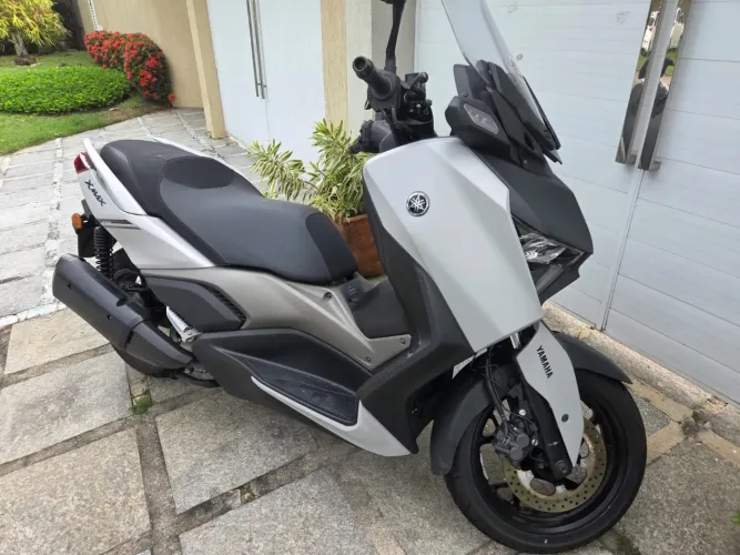 YAMAHA XMAX 250 ABS