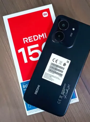 Telefone Lindo e potente - 15C - Xiaomi 256/8