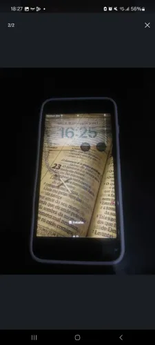 V/T dois celulares.