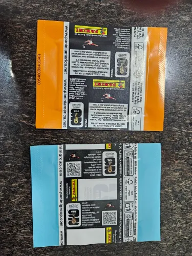 2 pacotes figurinhas Copa 2026 importados