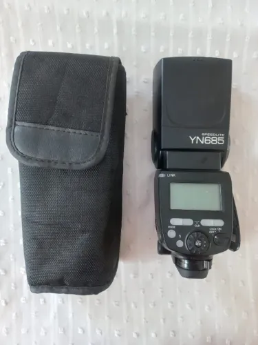 Flash Yongnuo YN685- Para conserto ou retirada de peças.