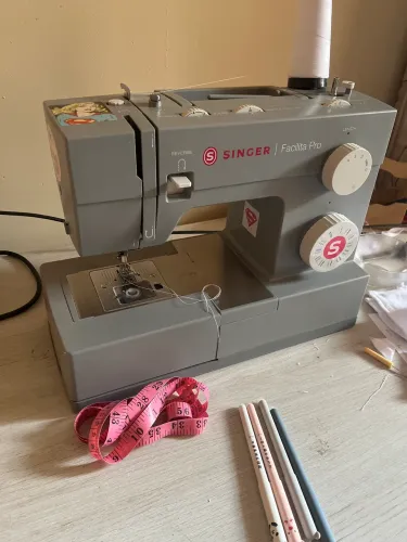Maquina de costura Singer Facilita Pro