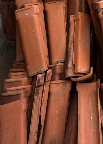 Telhas Plan disponíveis para venda, ideais para construção, reforma ou cobertura.