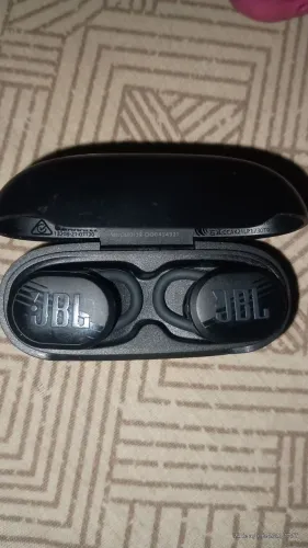Vendo JBL endurance Race TWS<br>Semi novo<br>$250,00