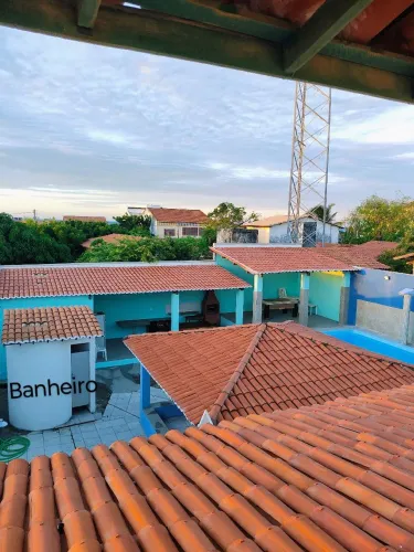 CASA INCRÍVEL NA CAPONGA