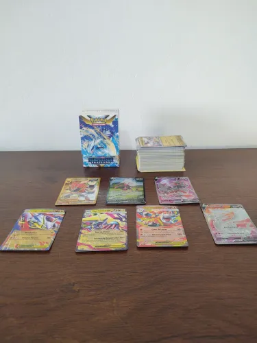 Lote de Cartas Pokémon TCG Originais