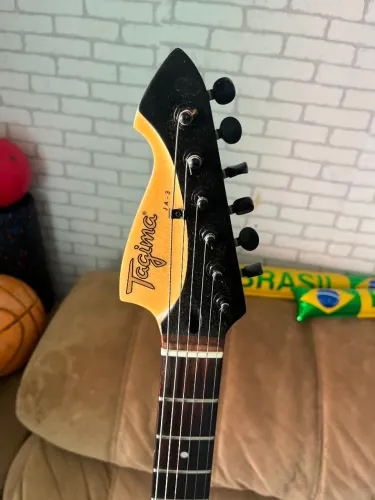 Guitarra JA2