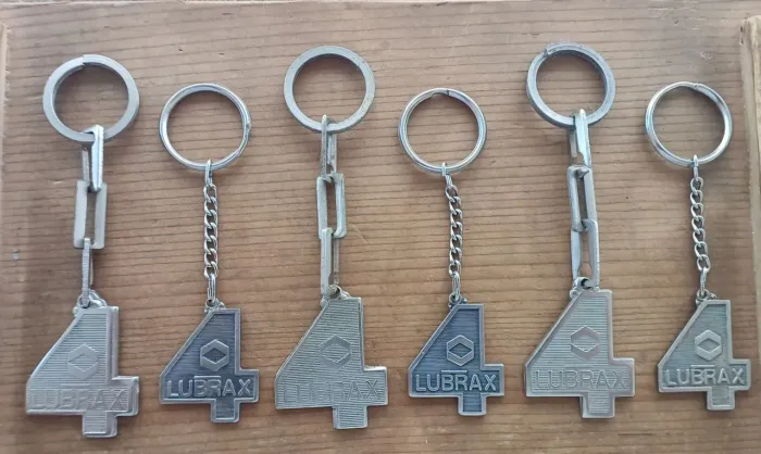 Lote 6 antigos chaveiros Petrobrás - Lubrax 4