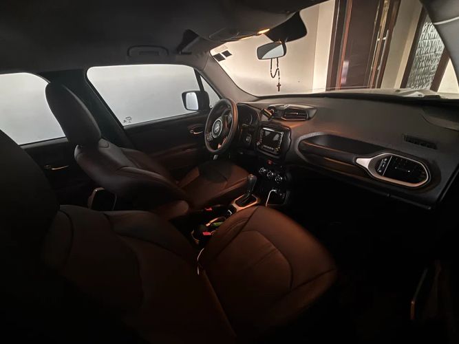Imagem de Jeep Renegade Sport 1.8 4X2 Flex 16V Aut. 2016