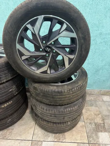 Vendo jogo de rodas Creta aro 17 original