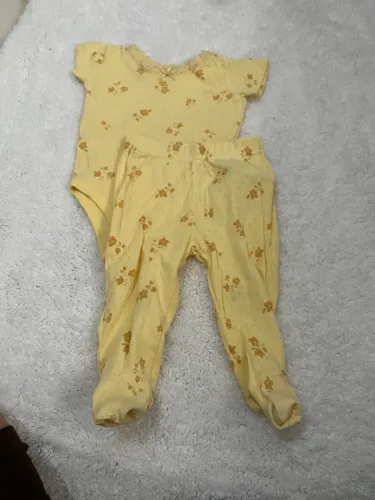 Roupa de bebê 