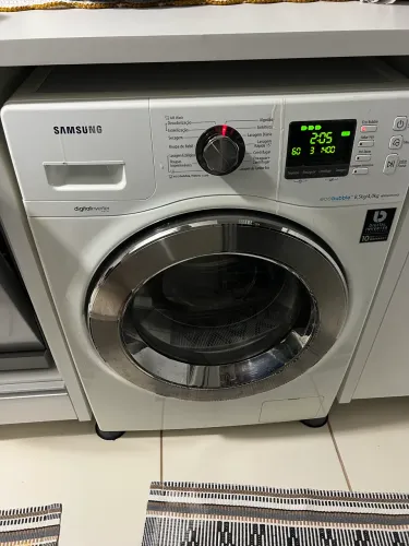 Lava e Seca Samsung EcoBubble 8,5kg (Branca) - Excelente Estado