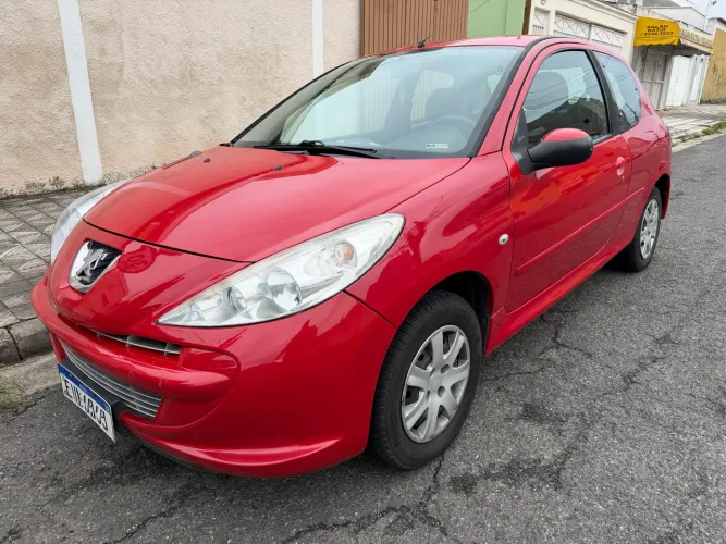 Peugeot 207 XR 1.4 Flex 8V 3P 2012