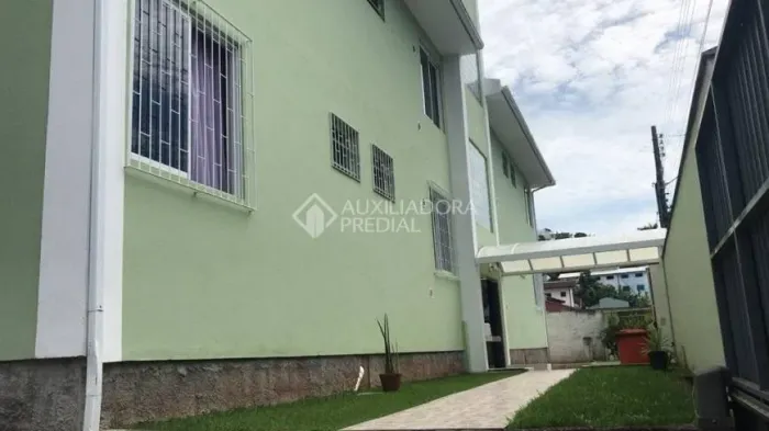 Comercial no bairro Pantanal