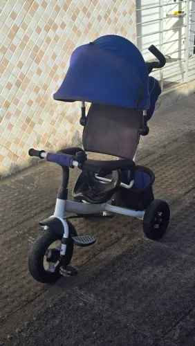 Triciclo infantil