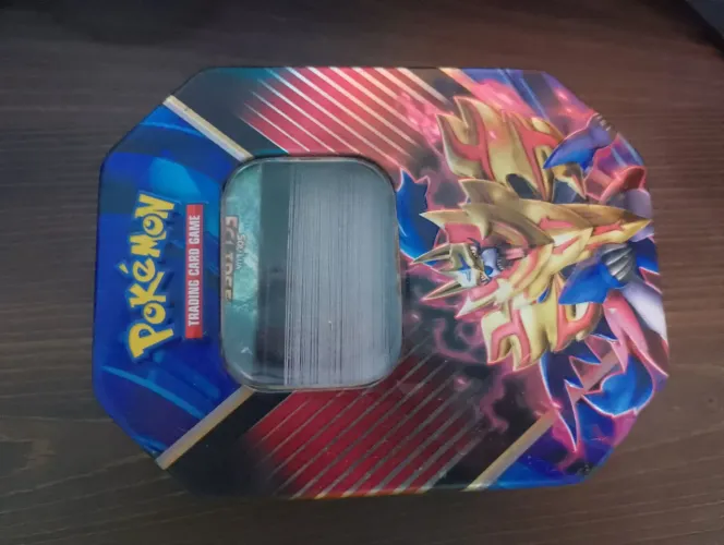 Lote com 300 cartas de pokémon