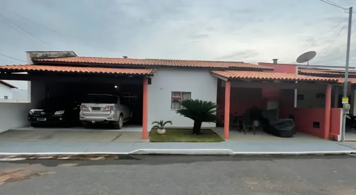 Casa Condomínio 4 quartos 3 garagens
