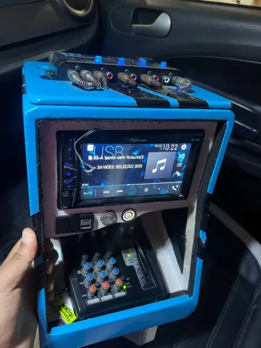Rack som automotivo 