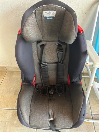 Cadeira para carro Burigoto Matrix evolutiva