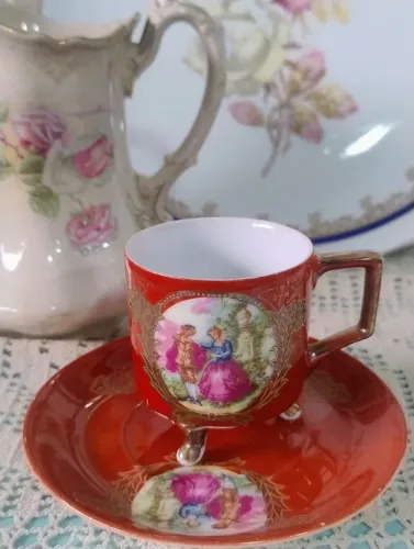 Xícara café porcelana Windsor pintada a mão antiga
