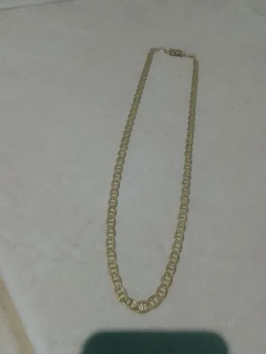 Vendo corrente de moeda antiga