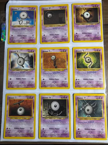 Coleção 10 cartas Unowns Neo Series Pokémon