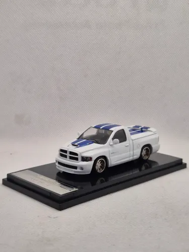 Miniatura Dodge RAM STR-10 - Escala 1/64 - Shoom 64 Models