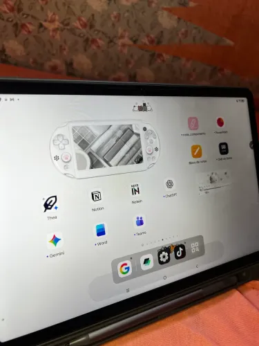 Tablet Lenovo Tab K11 com caneta e carregador 