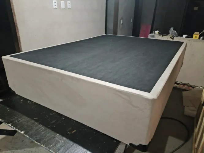 Base box casal