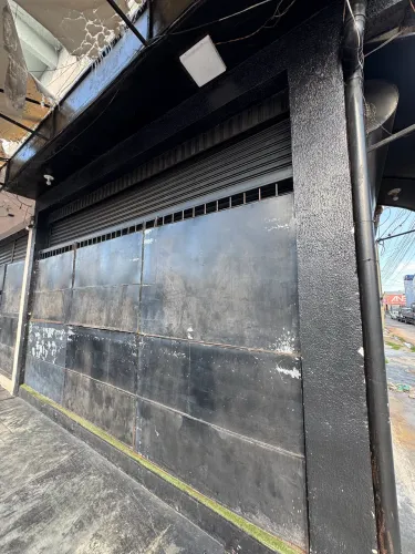 Vende se grande para portas para lojas farmácias etc