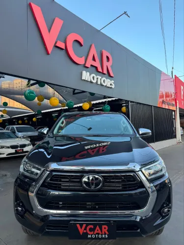 Toyota Hilux CD SRX 4X4 2.8 TDI 16V Diesel Aut. 2021